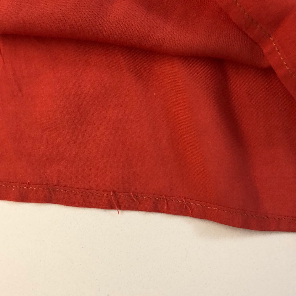 Hem & Thread Sleeveless Top - Picture 3 of 3